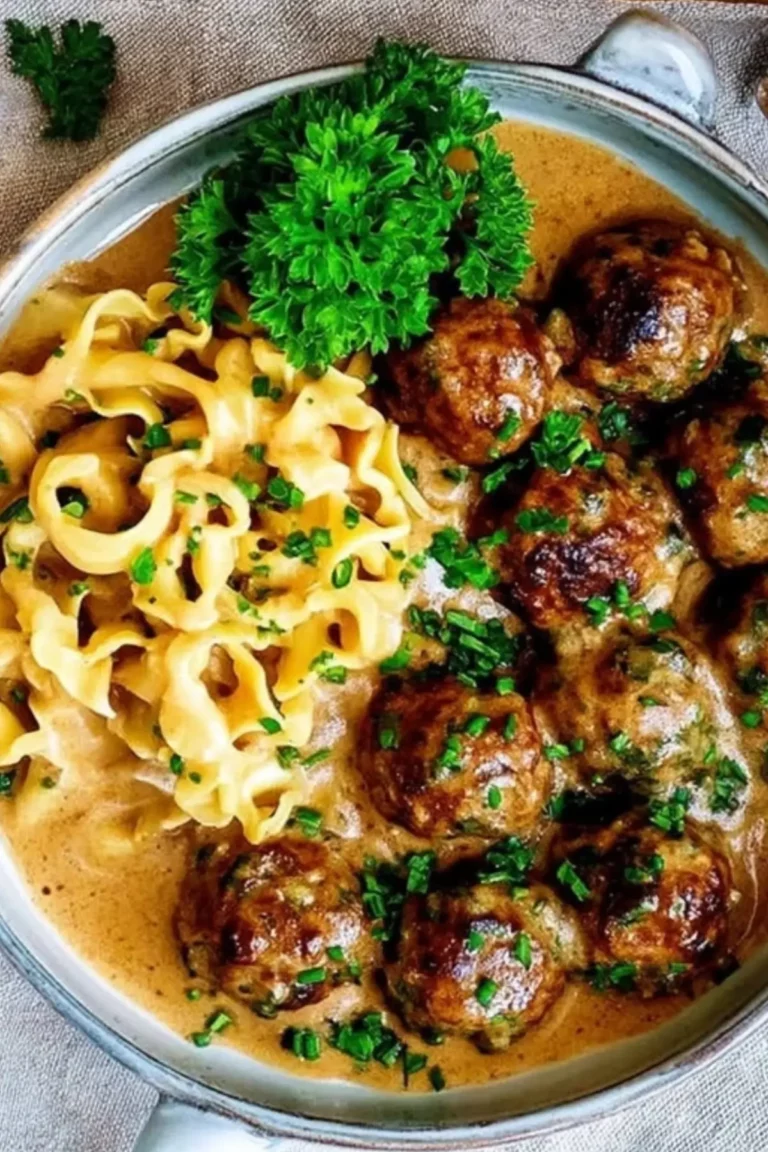 Köttbullar – Schwedische Hackbällchen