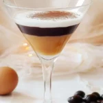 Hausgemachter Eierlikör mit Kaffee