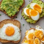 Avocado-Toast mit Ei