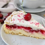 Kirsch-Joghurt-Käsekuchen mit Streuseln