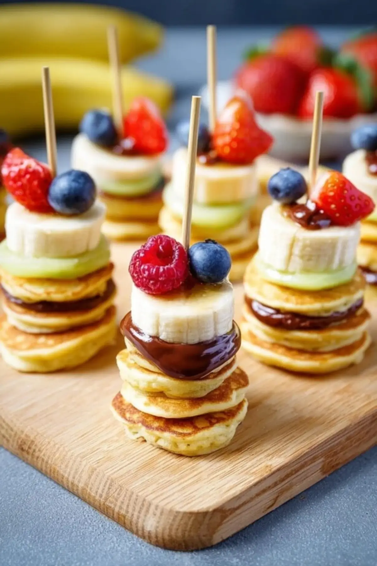 Mini-Pancake-Spieße mit Obst – 5 einfache Varianten - Noras Kreationen