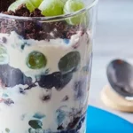 Weintrauben-Schichtdessert
