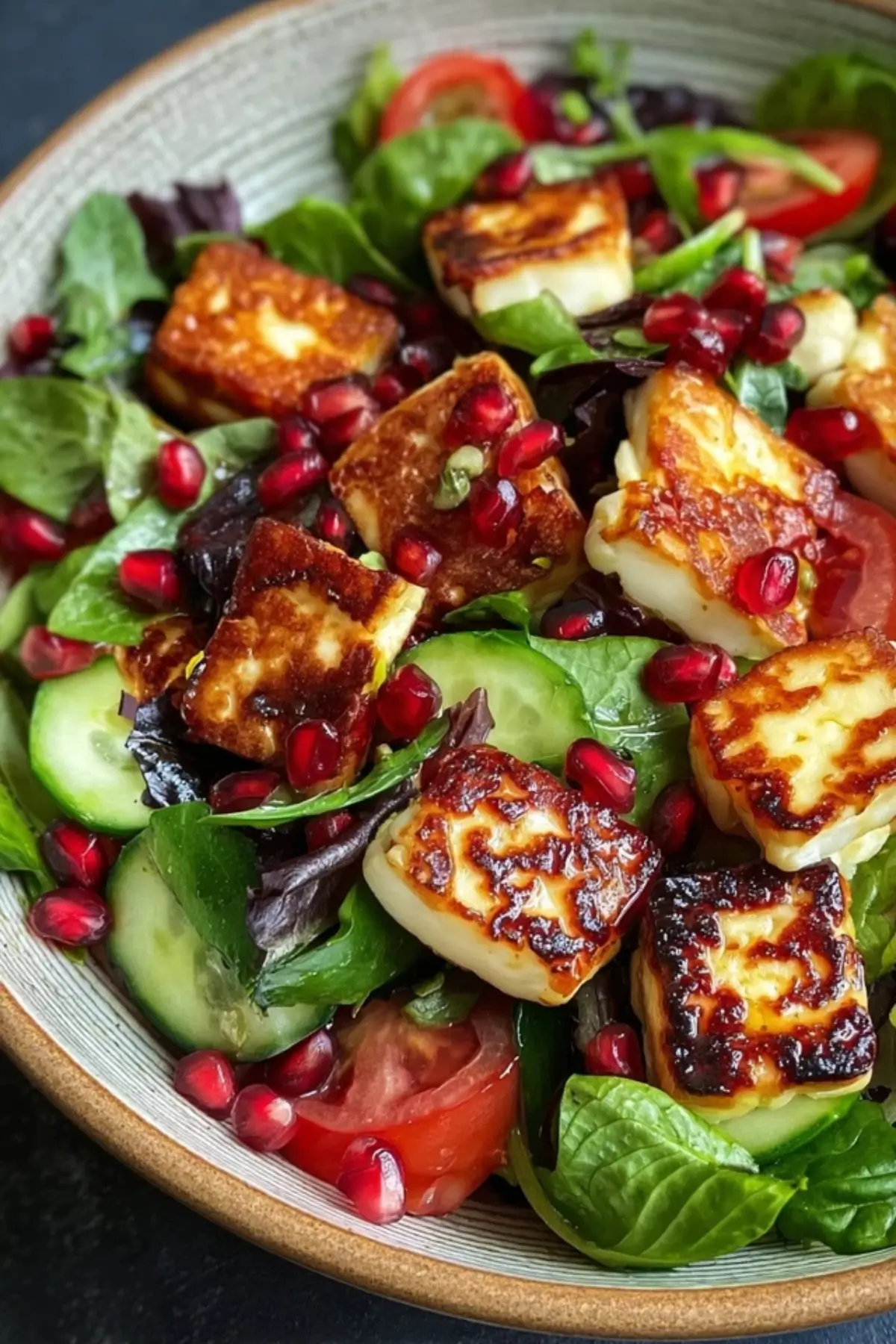 Halloumi-Granatapfel-Salat