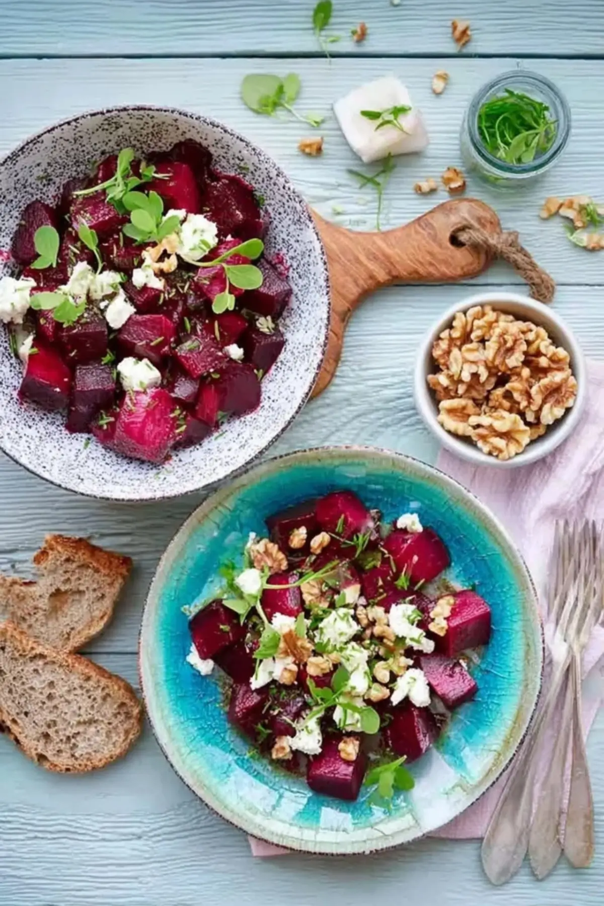 Rote Bete Salat mit Feta und Walnüssen