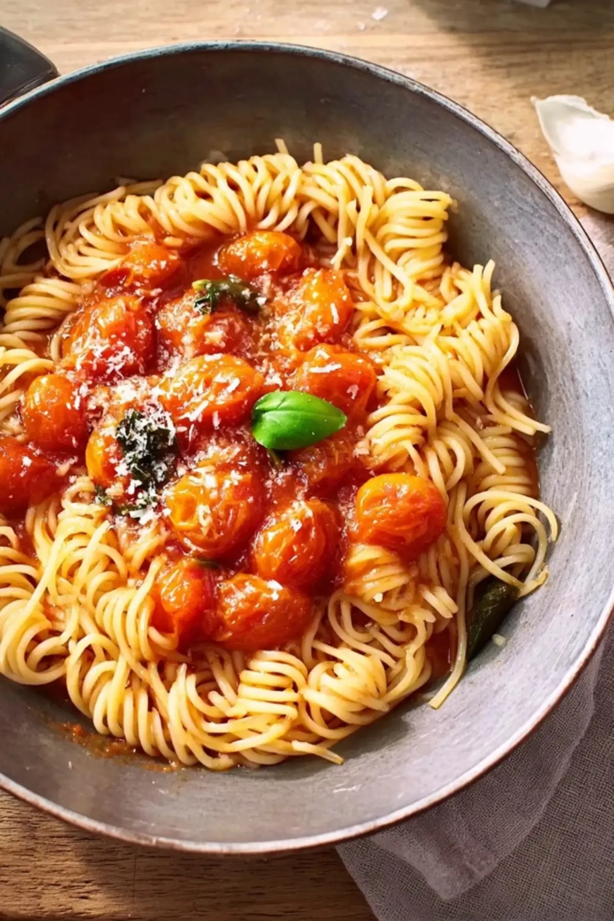 Tomaten Knoblauch Pasta